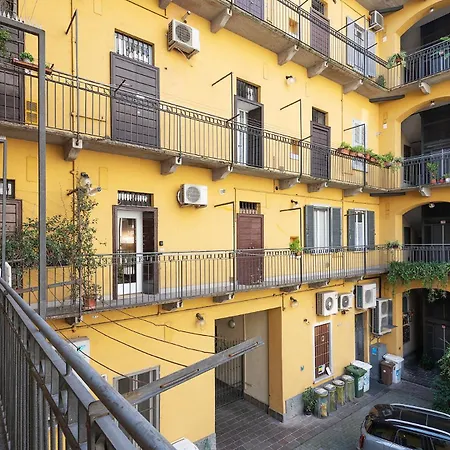 Nido Milanese - Bocconi, Navigli, Duomo * Milán